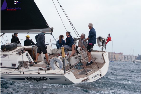 Los líderes no fallan en la novena prueba organizada por el Royal Gibraltar Yacht Club. | Interclubs del Estrecho